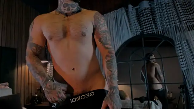 LeoSalvatore  online show from January 21, 3:06 am