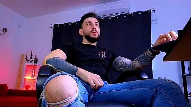 MightyAaron66 online show from May 20, 3:35 am