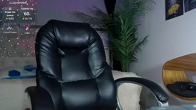 nolan twink1 online show from September 24, 5:55 pm