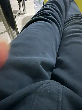 homidor online show from March 5, 10:33 pm