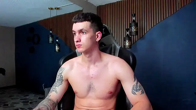 JacksonOlsenn online show from December 15, 2:05 pm