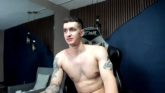 JacksonOlsenn online show from December 8, 12:30 pm