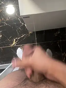 Snapshot of Yourteen chatting on September 22, 1:32 pm Yourteen online show from September 22, 1:32 pm