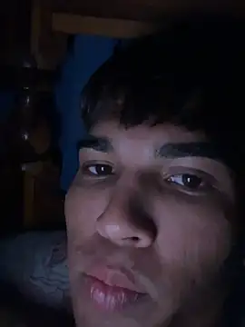 sexyboyandrs online show from May 17, 5:48 am