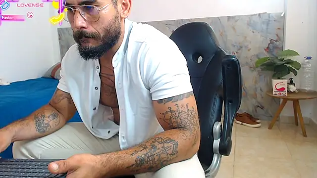 hanz col online show from November 6, 2:09 pm