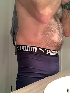 Snapshot of MaxVain chatting on February 4, 4:16 am MaxVain online show from February 4, 4:16 am