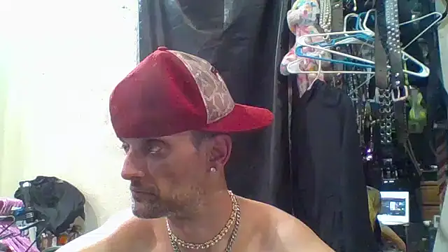 slinginbigD online show from October 2, 4:05 am