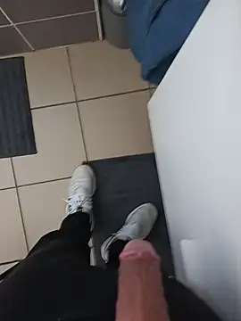 casper0303 online show from February 17, 10:36 pm