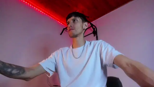 ImVen980 online show from February 11, 1:31 am