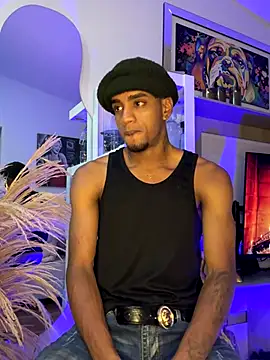 Snapshot of AaronCruz_ chatting on October 8, 4:50 am AaronCruz  online show from October 8, 4:50 am