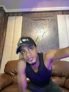 Snapshot of AaronCruz_ chatting on March 18, 7:12 pm AaronCruz  online show from March 18, 7:12 pm
