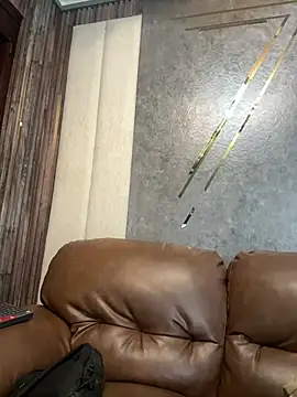 Snapshot of AaronCruz_ chatting on March 13, 7:28 pm AaronCruz  online show from March 13, 7:28 pm