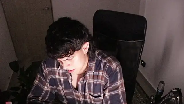 Tony Hoffa online show from February 26, 3:41 am