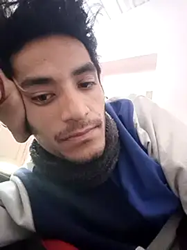 Snapshot of nskgenz chatting on December 3, 4:57 am nskgenz online show from December 3, 4:57 am