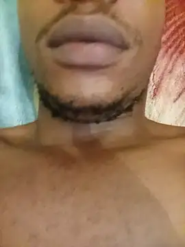 Snapshot of izinjamfee2 chatting on October 12, 5:01 am izinjamfee2 online show from October 12, 5:01 am