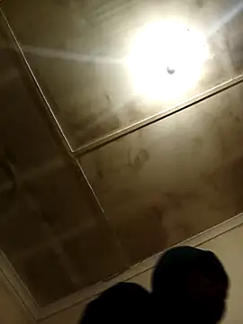 Snapshot of izinjamfee2 chatting on October 5, 7:40 pm izinjamfee2 online show from October 5, 7:40 pm