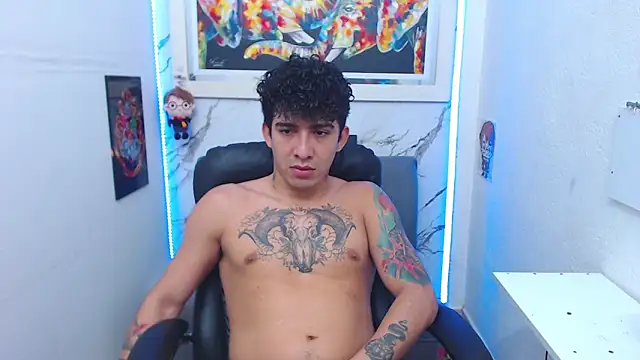 targuerian22 online show from November 11, 1:21 am