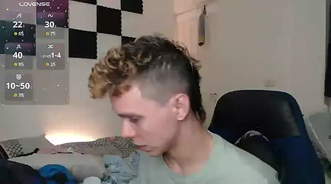 bryamado69 online show from December 31, 8:15 am