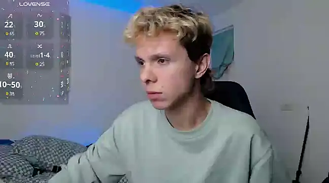 bryamado69 online show from December 3, 3:51 am