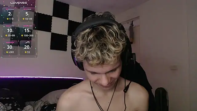 bryamado69 online show from October 8, 3:11 am