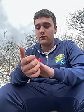 Snapshot of ErPumas126 chatting on February 27, 12:34 pm ErPumas126 online show from February 27, 12:34 pm