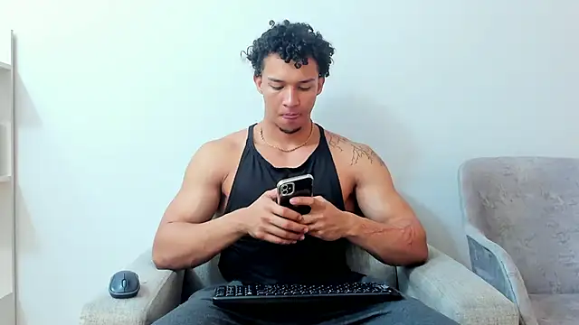 Dominick star online show from January 28, 3:25 am