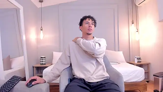 Dominick star online show from September 24, 4:56 am