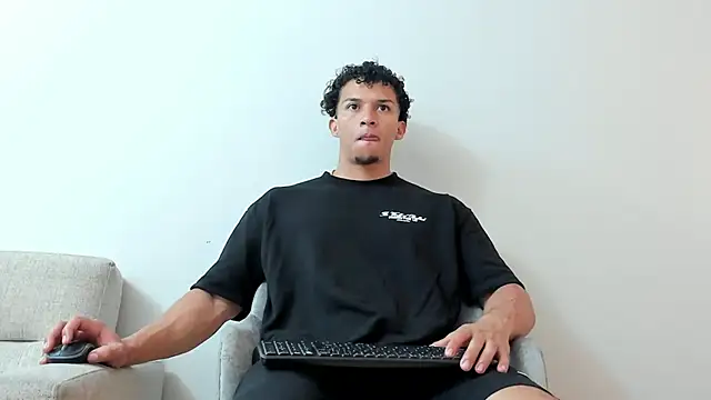 Dominick star online show from January 27, 3:26 am