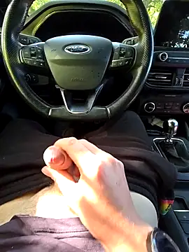 Titanhoott online show from September 18, 11:23 am