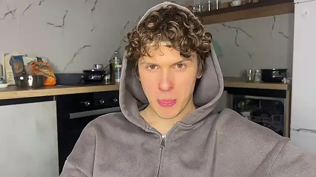 alyx garden online show from February 26, 7:15 pm