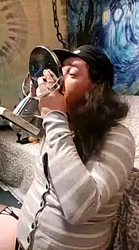 Boo-boo kittyfux online show from December 15, 11:55 am