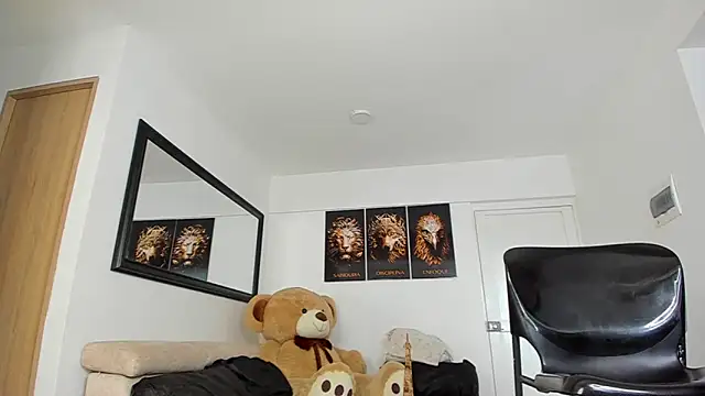 smit hot sr online show from December 25, 4:54 pm