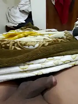 Snapshot of Sunnyoberoi01111 chatting on January 28, 2:11 am Sunnyoberoi01111 online show from January 28, 2:11 am