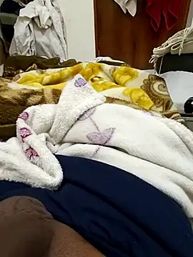 Snapshot of Sunnyoberoi01111 chatting on January 24, 2:28 am Sunnyoberoi01111 online show from January 24, 2:28 am