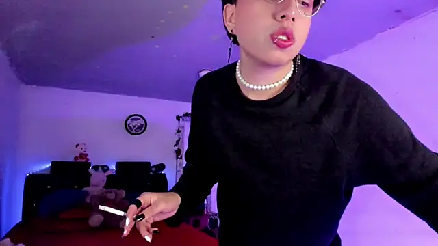 AnggelONfiree online show from May 31, 3:07 am
