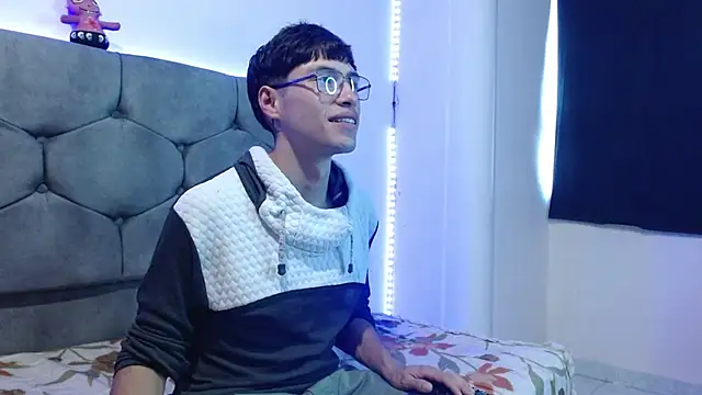 nolanjay  online show from January 29, 8:56 pm