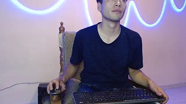 nolanjay  online show from March 11, 8:42 pm