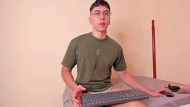 Alexx oconnor online show from February 16, 1:49 pm