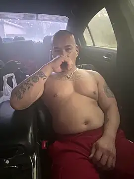 Snapshot of EatMyCake831 chatting on December 28, 5:46 pm EatMyCake831 online show from December 28, 5:46 pm