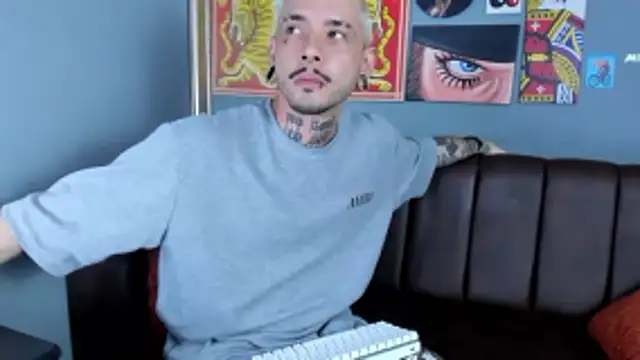 MurdockH online show from February 25, 10:22 pm