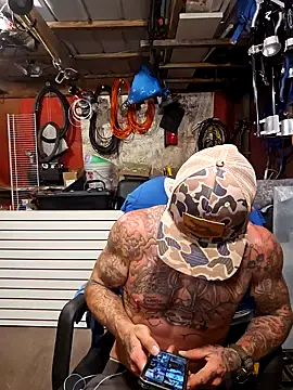 Snapshot of jtw14 chatting on September 28, 4:43 am jtw14 online show from September 28, 4:43 am