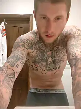 Snapshot of jtw14 chatting on February 4, 3:15 pm jtw14 online show from February 4, 3:15 pm