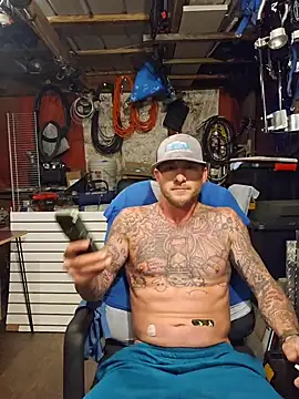 Snapshot of jtw14 chatting on September 27, 4:32 am jtw14 online show from September 27, 4:32 am