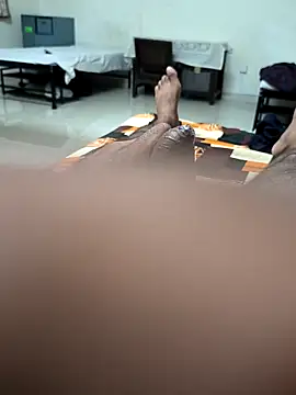 yourboy2000   online show from September 18, 8:33 pm