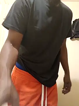 DaBishoo online show from April 16, 11:10 am