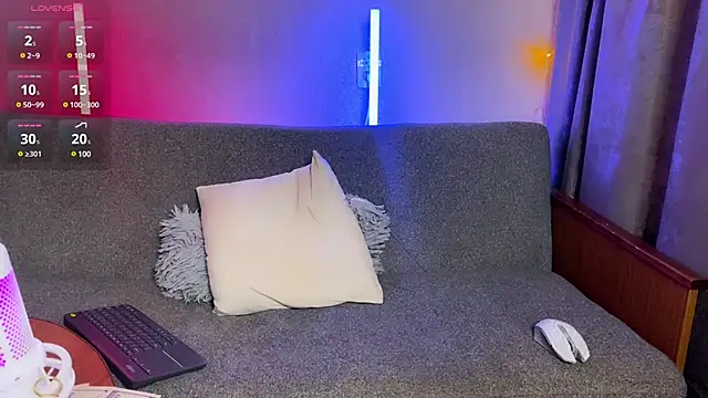 Adam misti online show from December 21, 3:09 pm