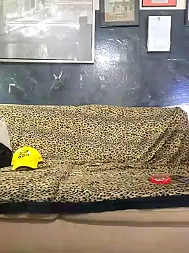 Doggyray44 online show from December 10, 11:54 am