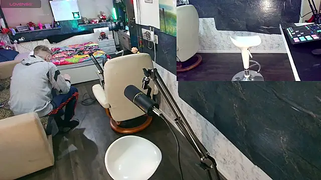 Doggyray44 online show from December 20, 5:25 am