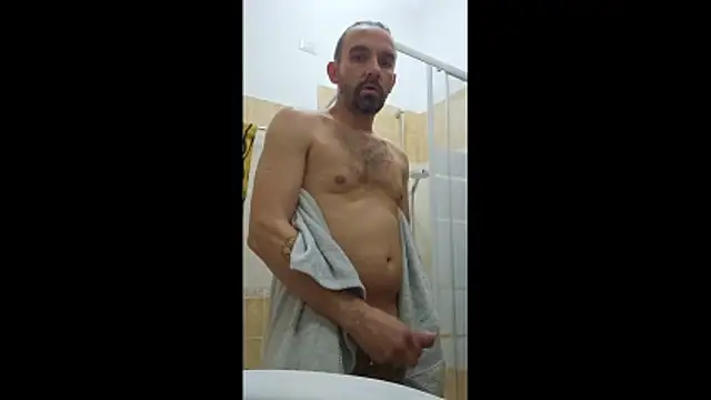 kinky aliens online show from December 18, 9:11 pm