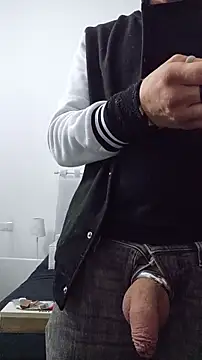 kinky aliens online show from February 9, 12:15 am